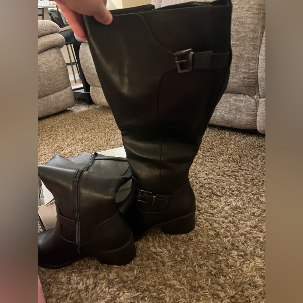 Women’s knee high boots